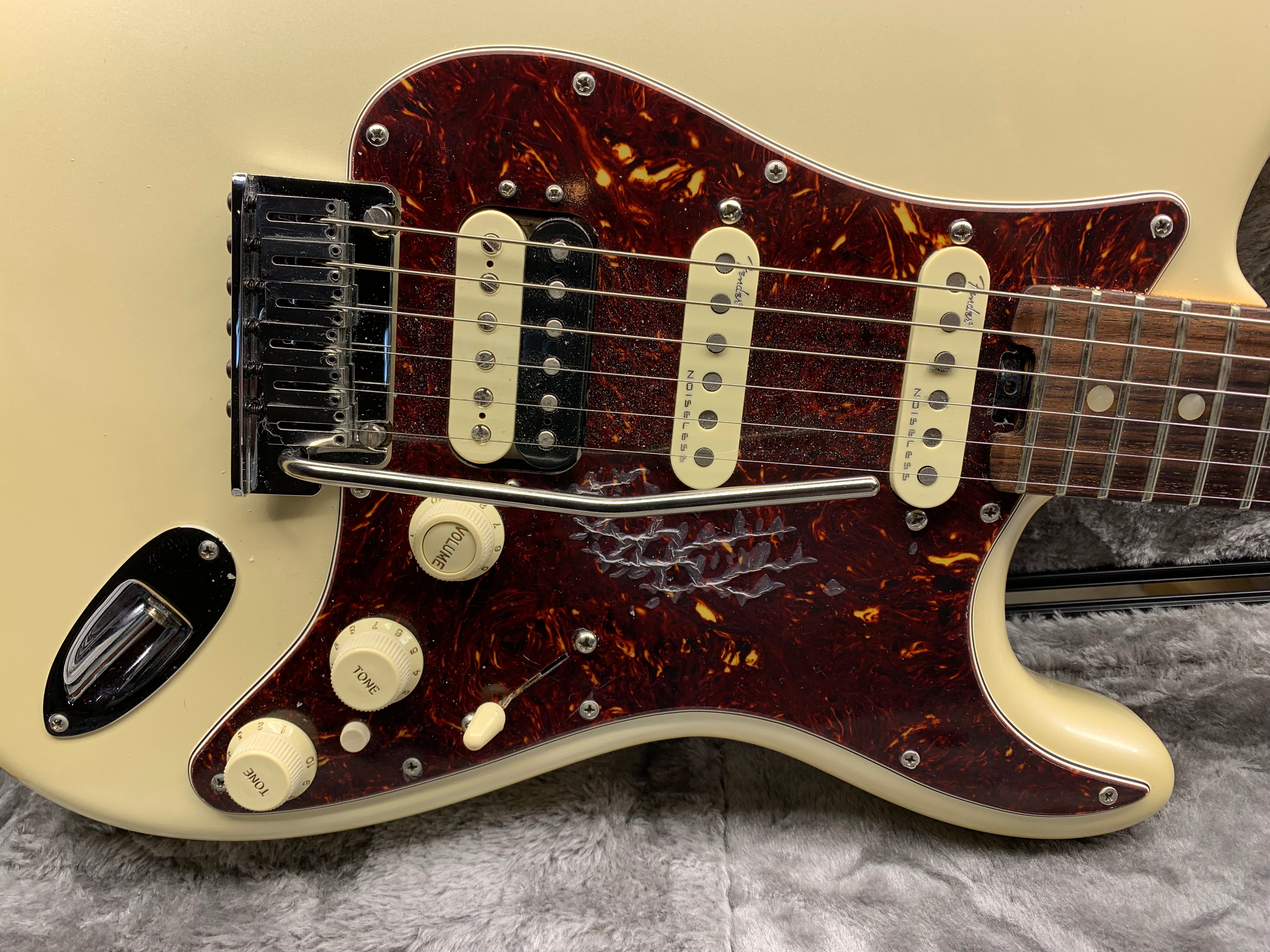 Fender American Elite Stratocaster HSS Shawbucker with Rosewood Fretboard 2016
