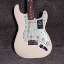 Fender Vintera '60s Stratocaster® Modified Olympic White
