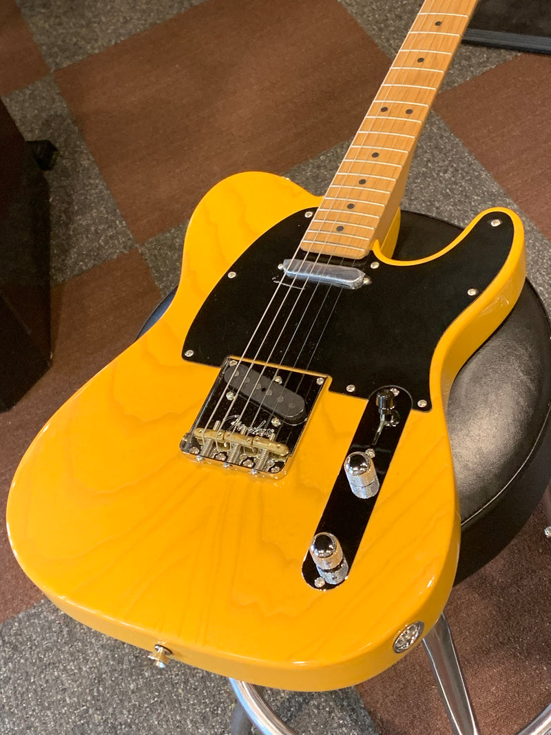 Fender American Professional II Telecaster®, Roasted Maple Fingerboard, Butterscotch Blonde