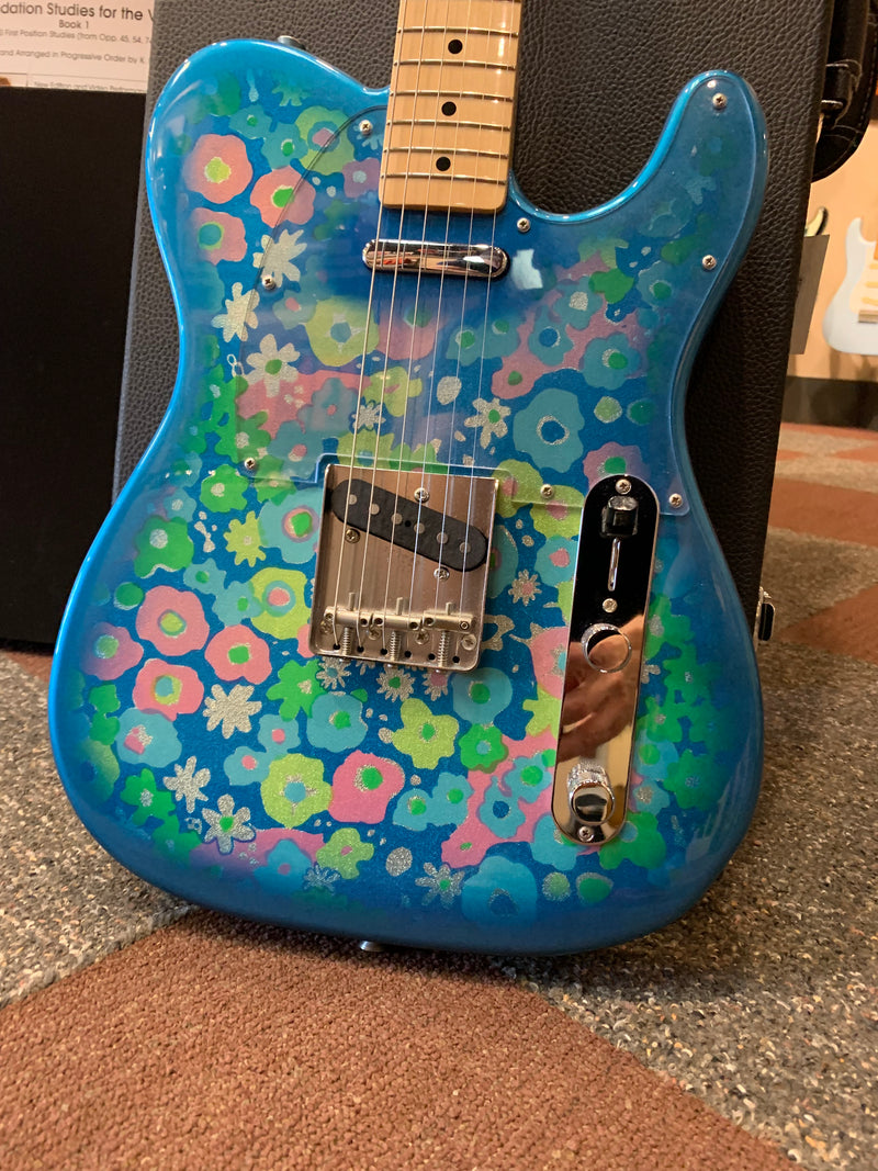 Fender Blue Flower Telecaster® (2008), Maple Fingerboard, Blue Flower T004307