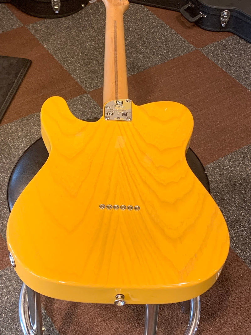 Fender American Professional II Telecaster®, Roasted Maple Fingerboard, Butterscotch Blonde