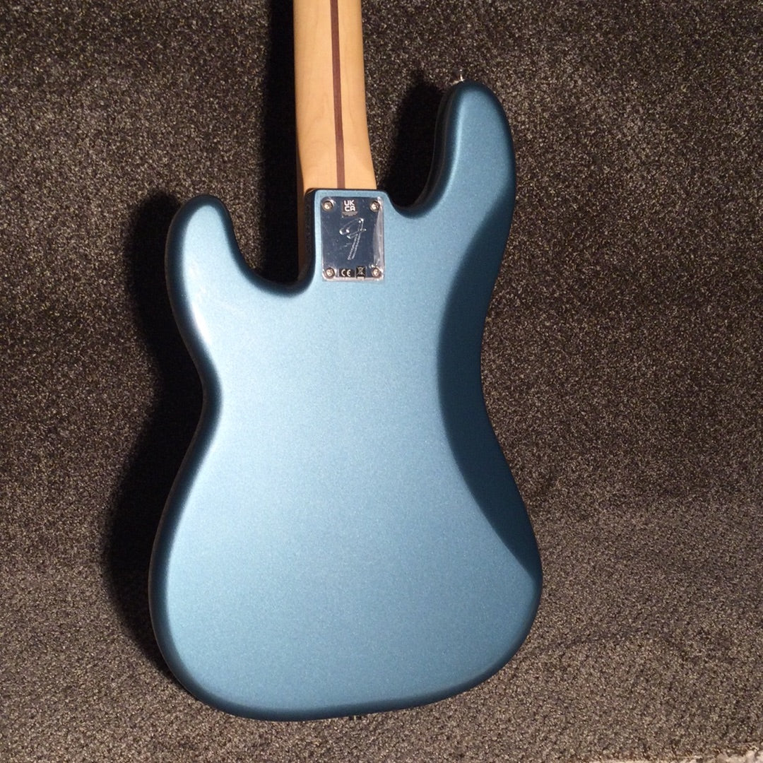 Fender Player Precision Bass®, Maple Fingerboard, Tidepool