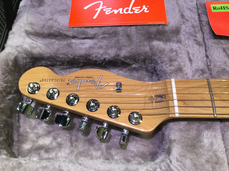 Fender American Professional II Telecaster®, Roasted Maple Fingerboard, Butterscotch Blonde