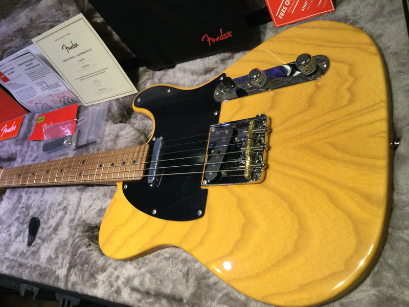 Fender American Professional II Telecaster®, Roasted Maple Fingerboard, Butterscotch Blonde