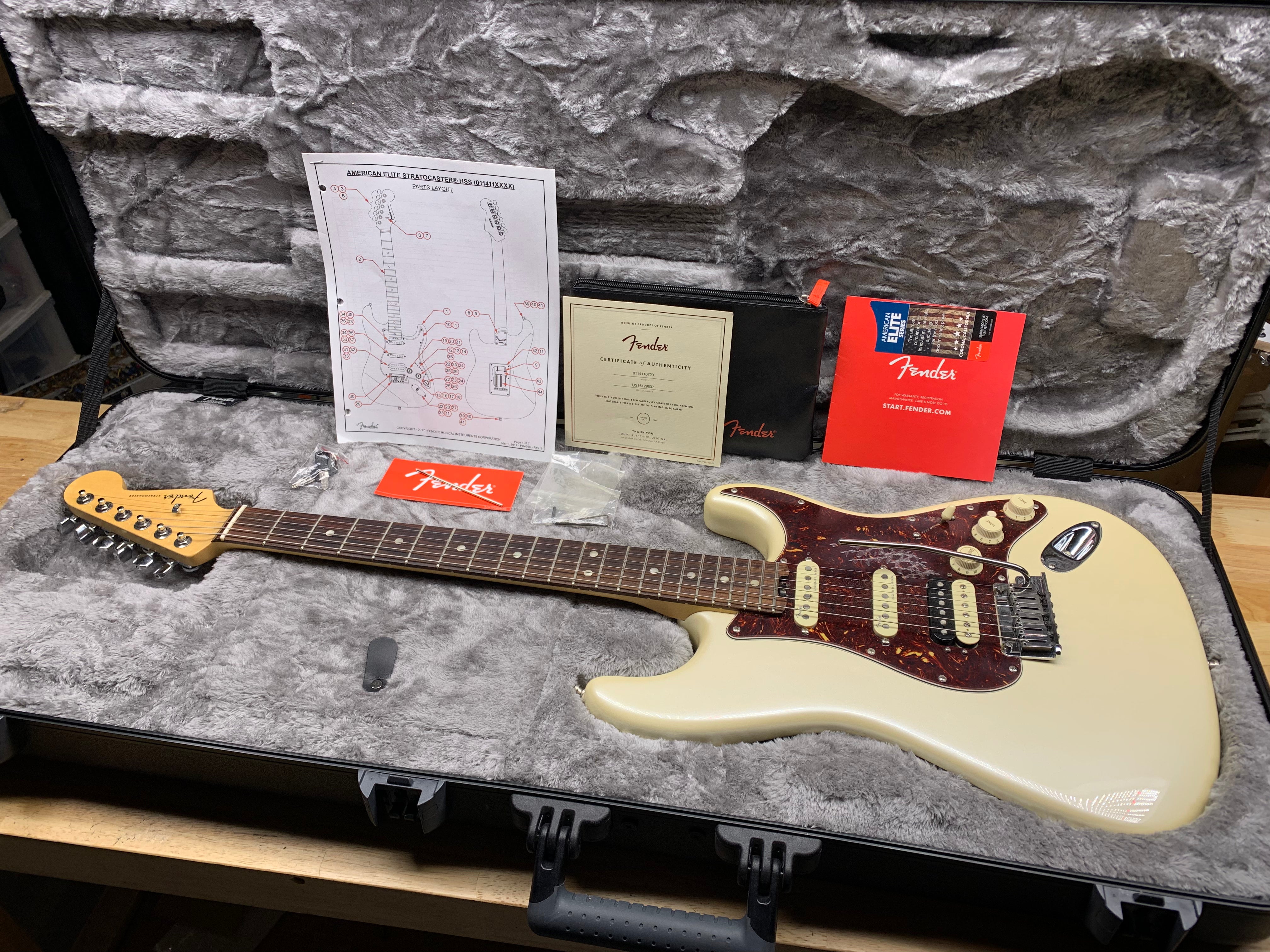 Fender American Elite Stratocaster HSS Shawbucker with Rosewood Fretboard 2016