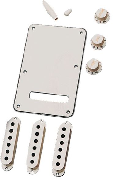 Fender Stratocaster® Accessory Kits Parchment